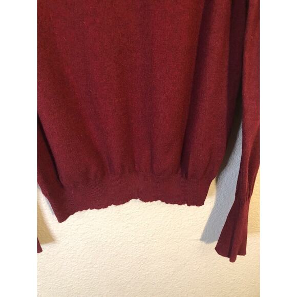 Turtleneck Sweater Womens Sz Lg Fitted Solid Red Embellished Cuffs Long Sleeves - Picture 6 of 10